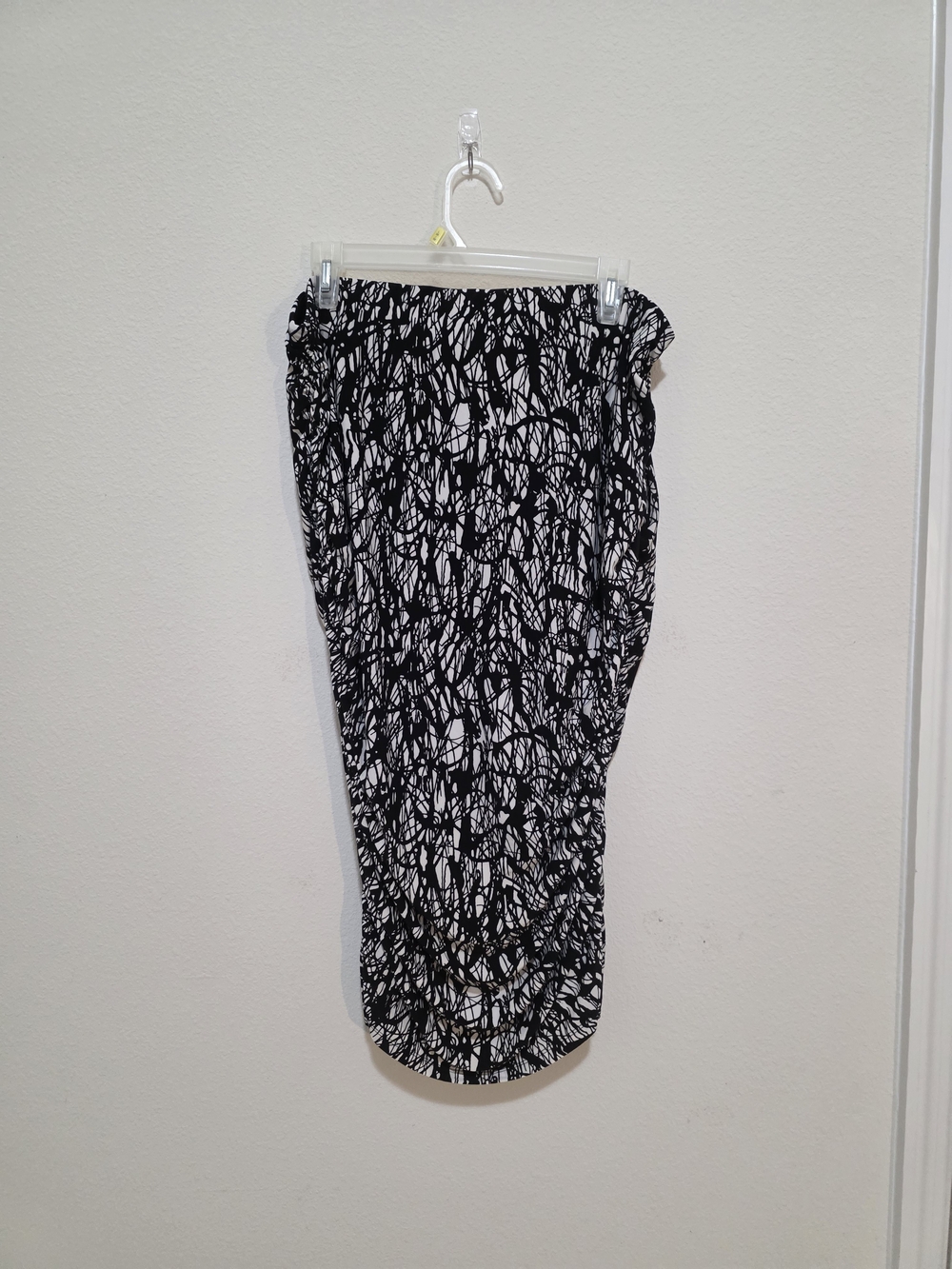 Halogen Black & White Abstract Midi Skirt